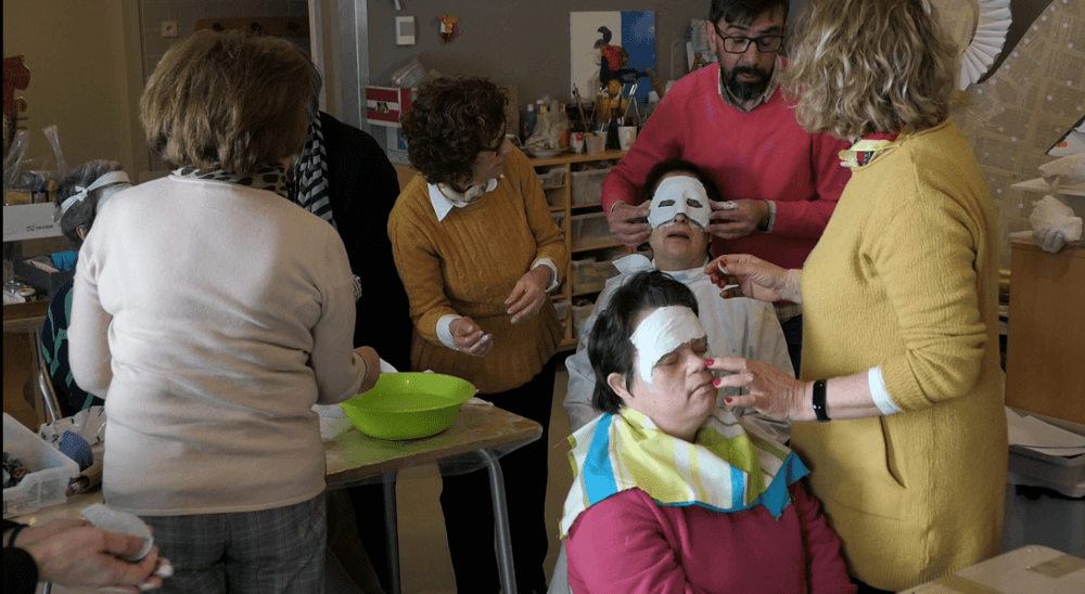 Entre o museu… rostos